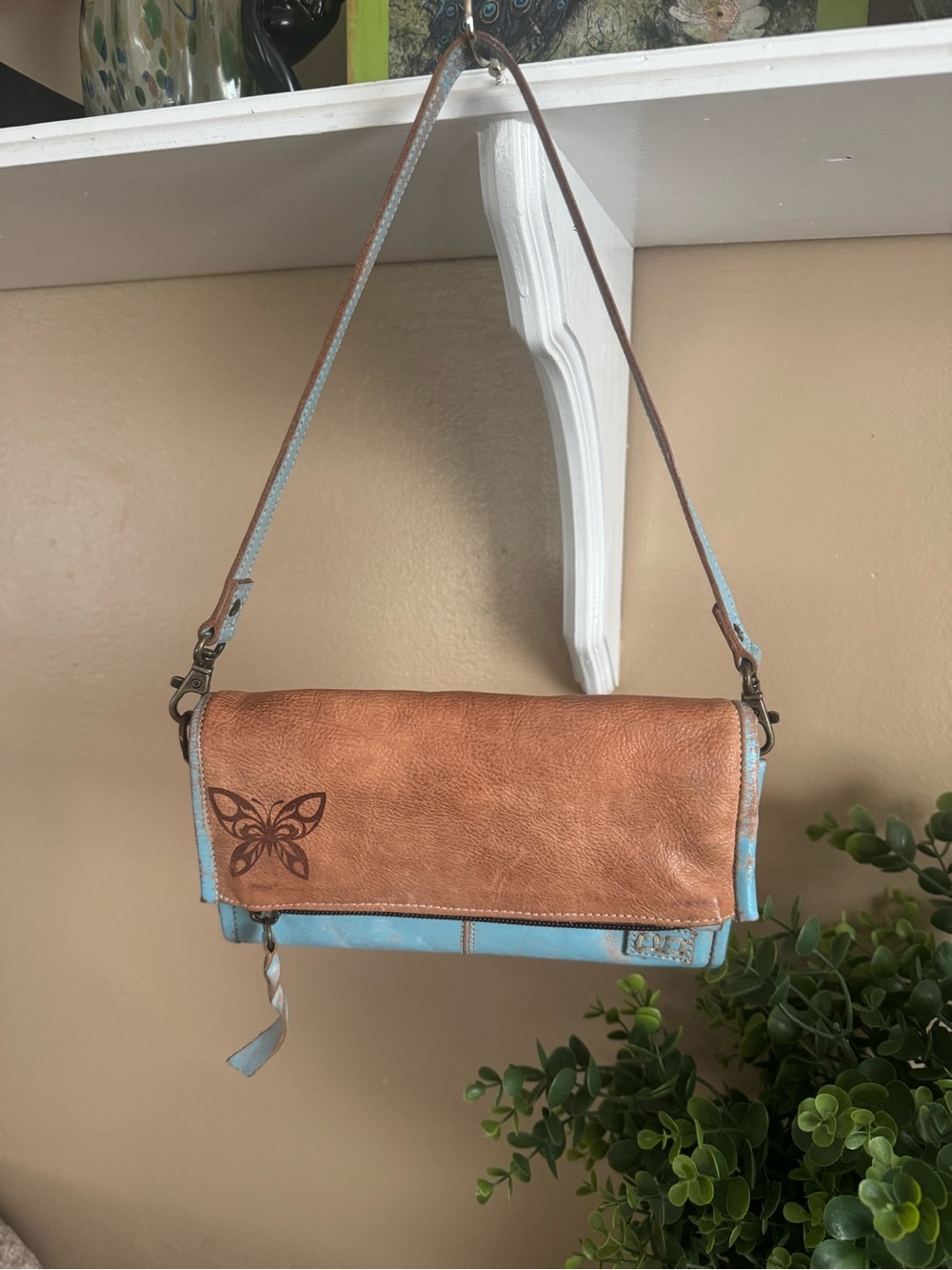 Bed Stu Amina ll Crossbody...two-Tone Bag in Brown & Light Blue, distressed
